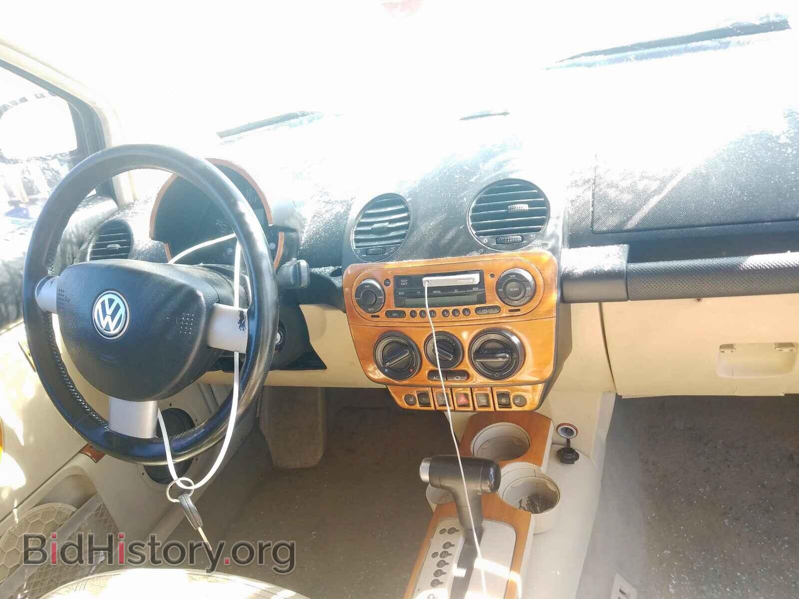 2000 VOLKSWAGEN BEETLE - VIN: 3VWCD21C6YM449985 - Фото 9