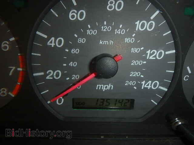 2000 MAZDA 626 - VIN: 1YVGF22C4Y5163839 - Фото 8