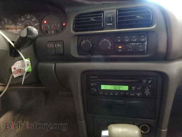 2000 MAZDA 626 - VIN: 1YVGF22C4Y5163839 - Фото 9