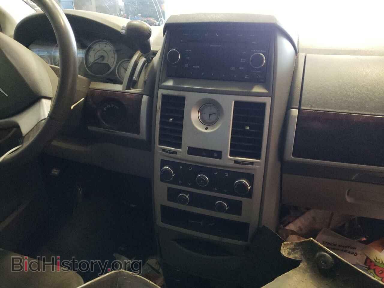 2010 CHRYSLER MINIVAN - VIN: 2A4RR5D1XAR449720 - Фото 9