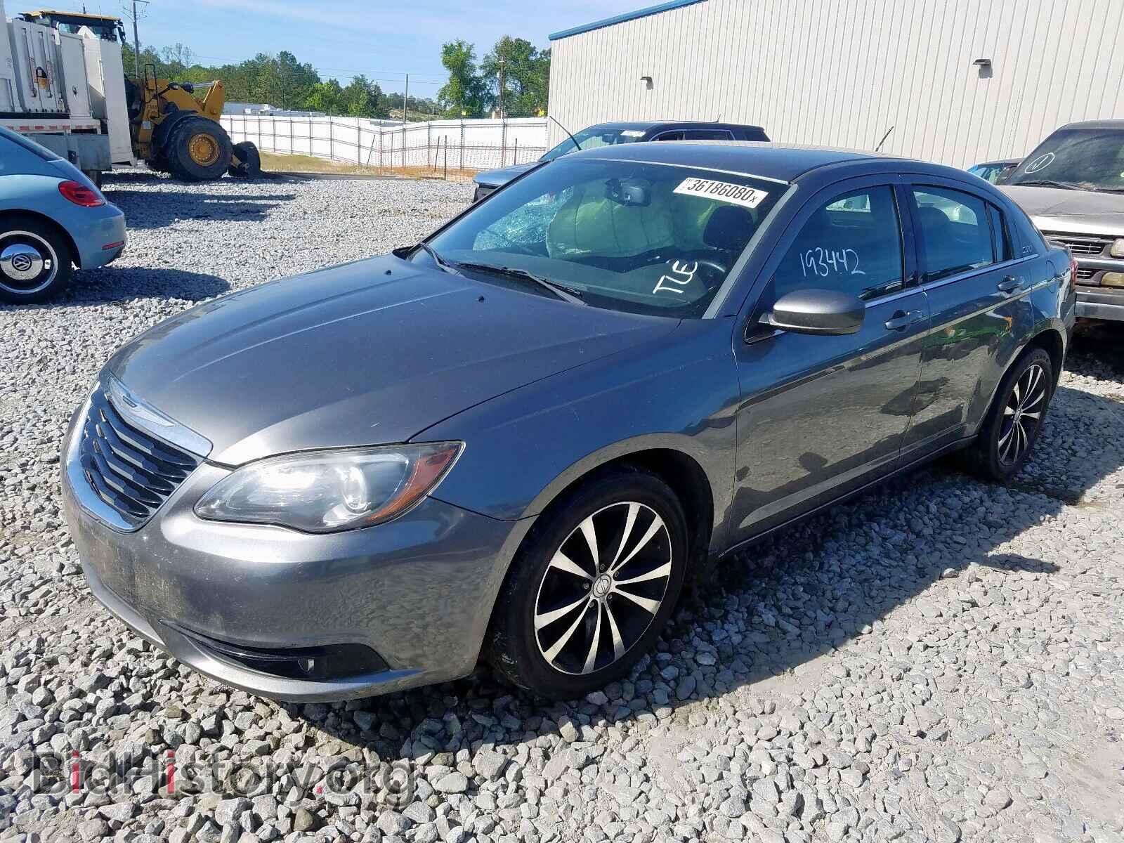 2012 CHRYSLER 200 - VIN: 1C3CCBHG7CN123386 - Фото 2