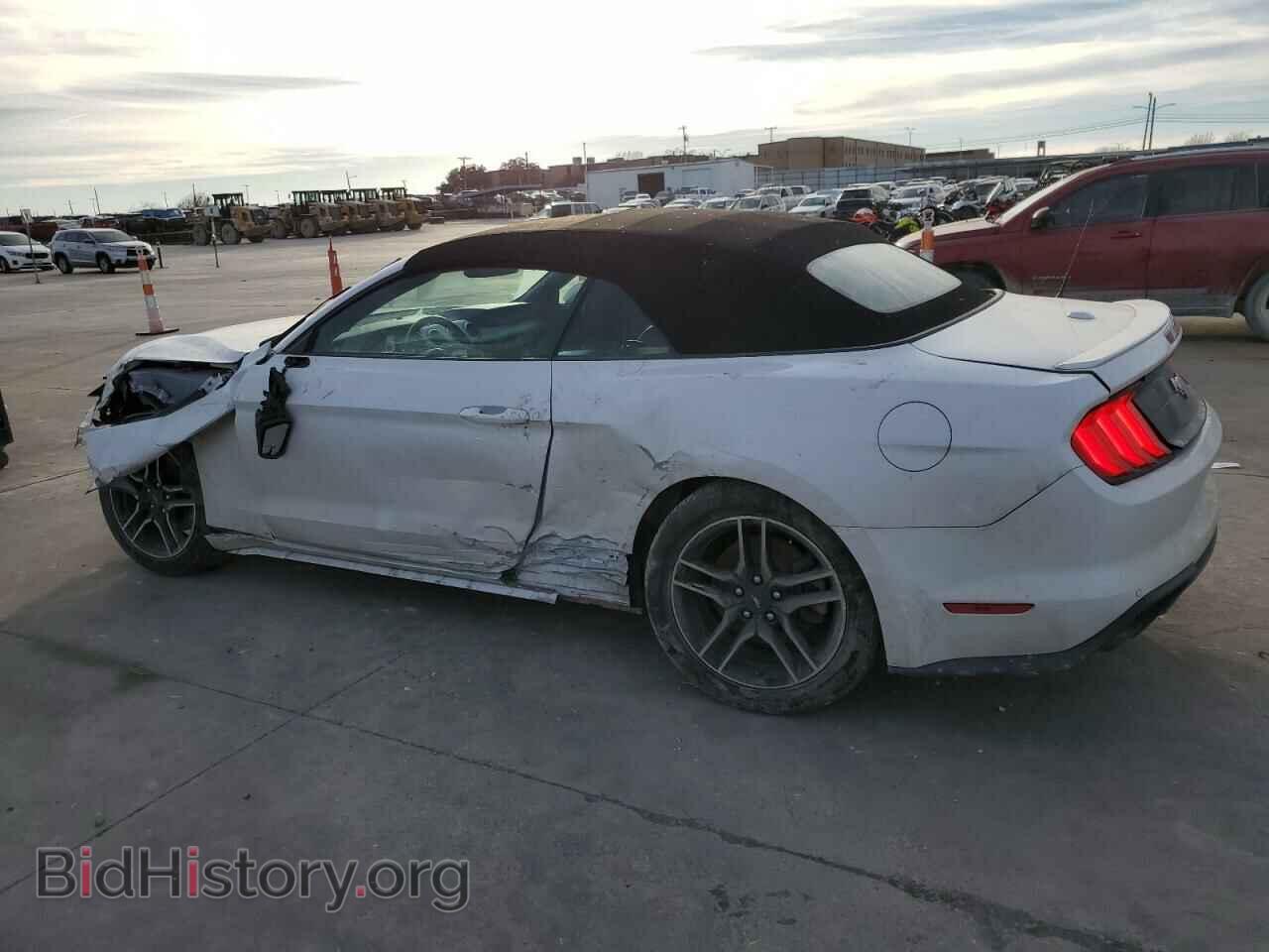 2020 FORD MUSTANG - VIN: 1FATP8UH5L5136581 - Фото 2