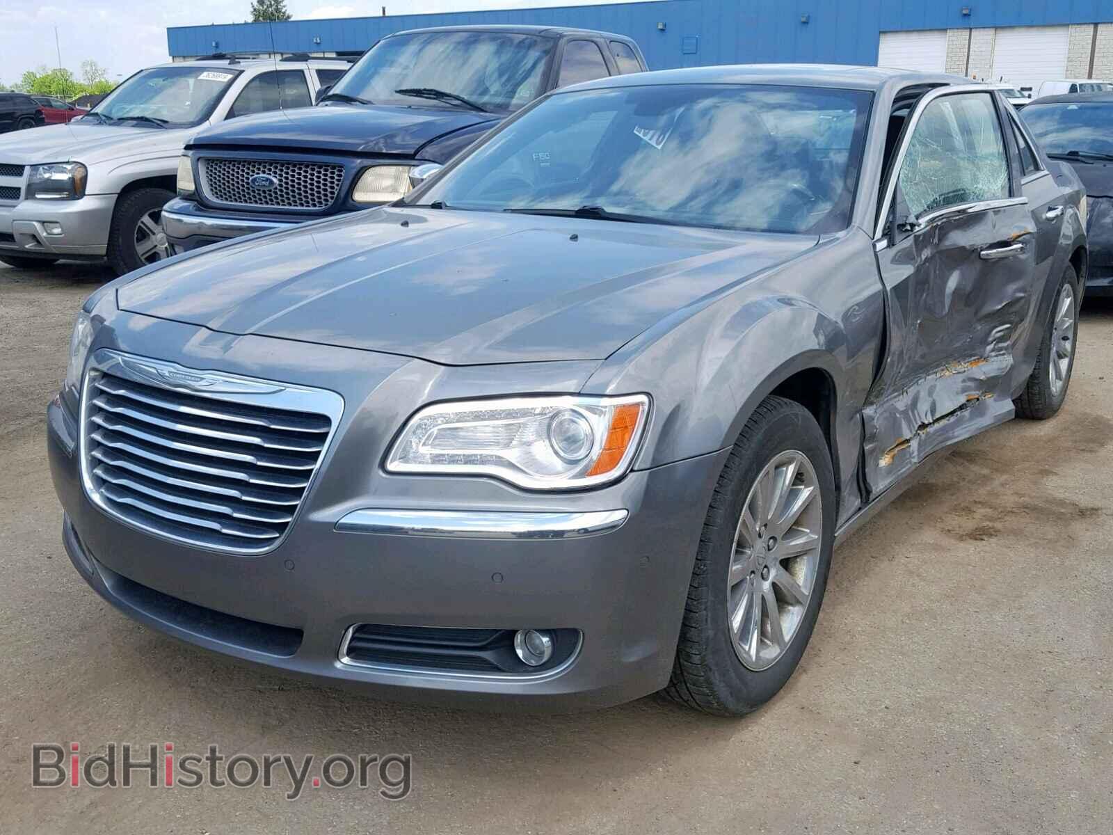 2011 CHRYSLER 300 - VIN: 2C3CA5CG2BH559911 - Фото 2