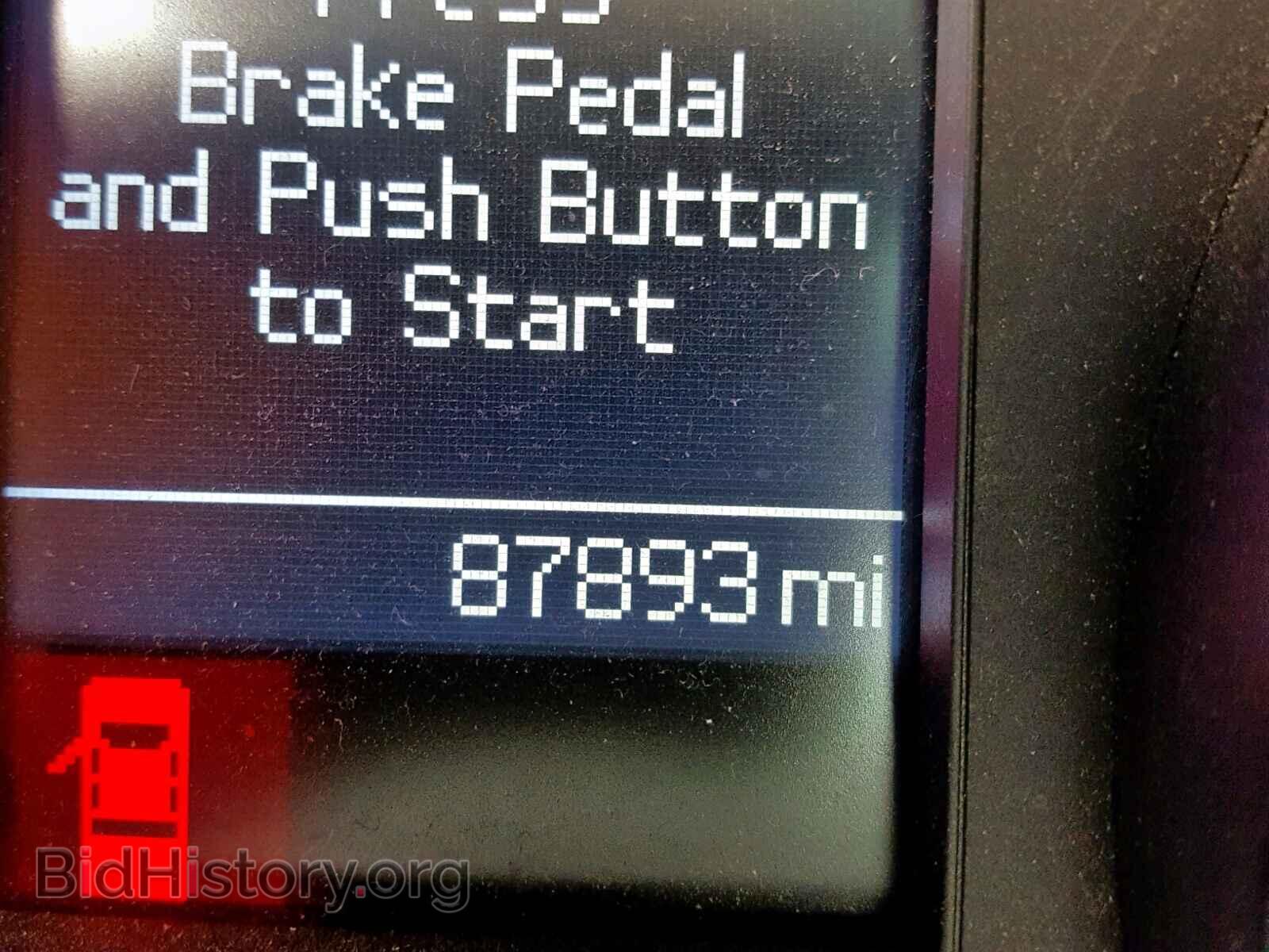 2011 CHRYSLER 300 - VIN: 2C3CA5CG2BH559911 - Фото 8