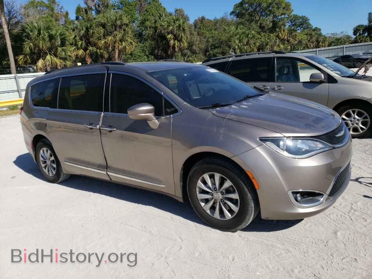 2017 CHRYSLER PACIFICA - VIN: 2C4RC1BG4HR552360 - Фото 4