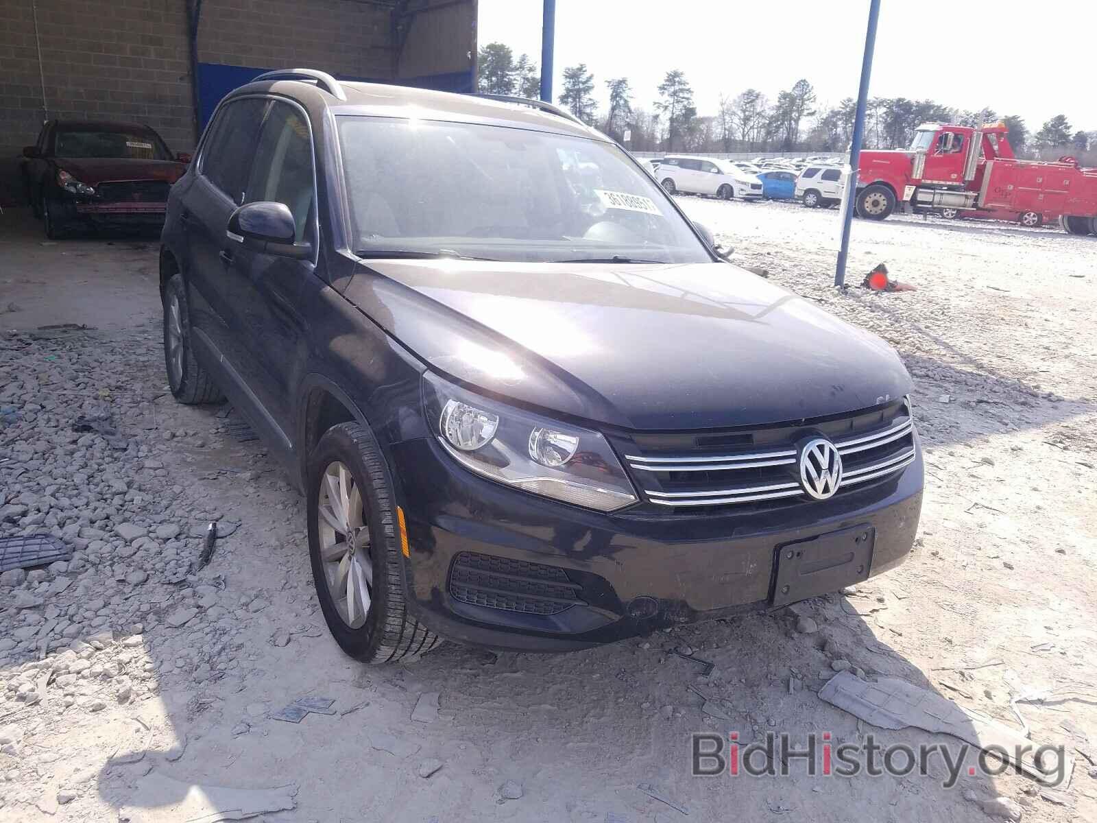 Фотография WVGRV7AX7HW502845 - VOLKSWAGEN TIGUAN 2017