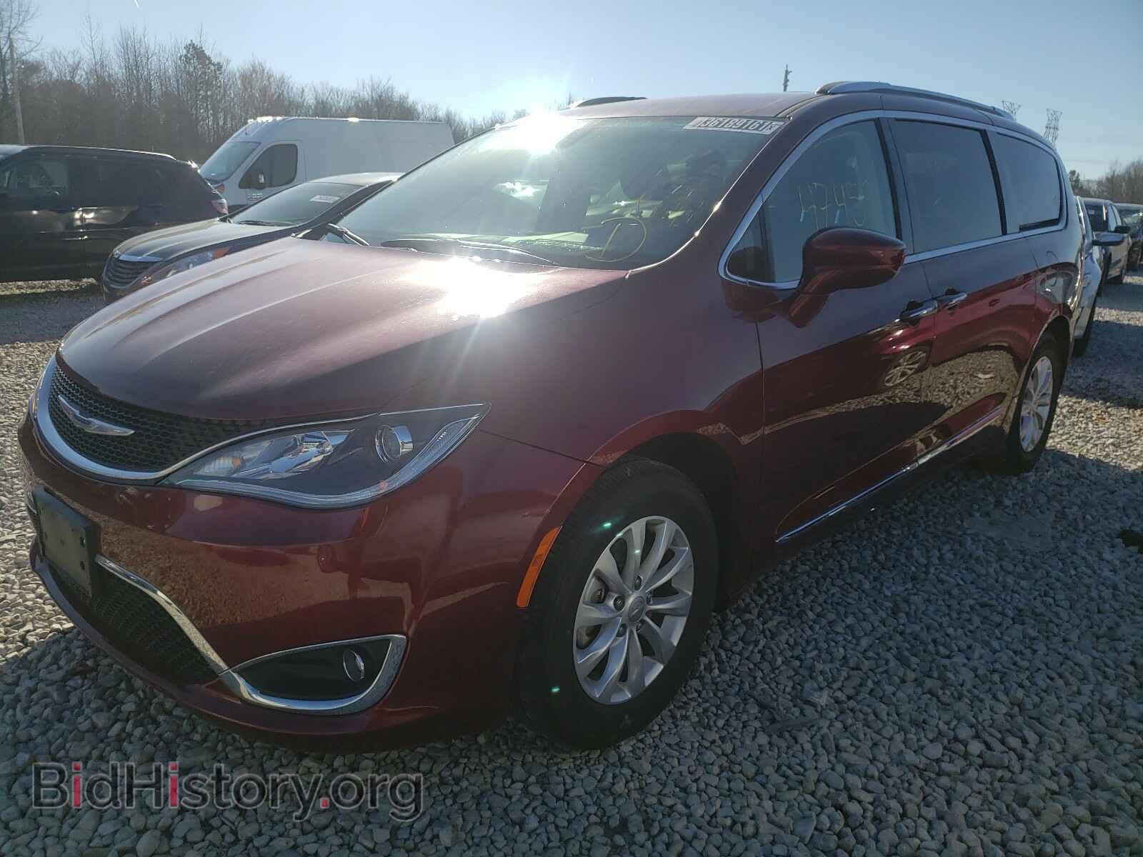2019 CHRYSLER PACIFICA - VIN: 2C4RC1BG6KR680641 - Фото 2