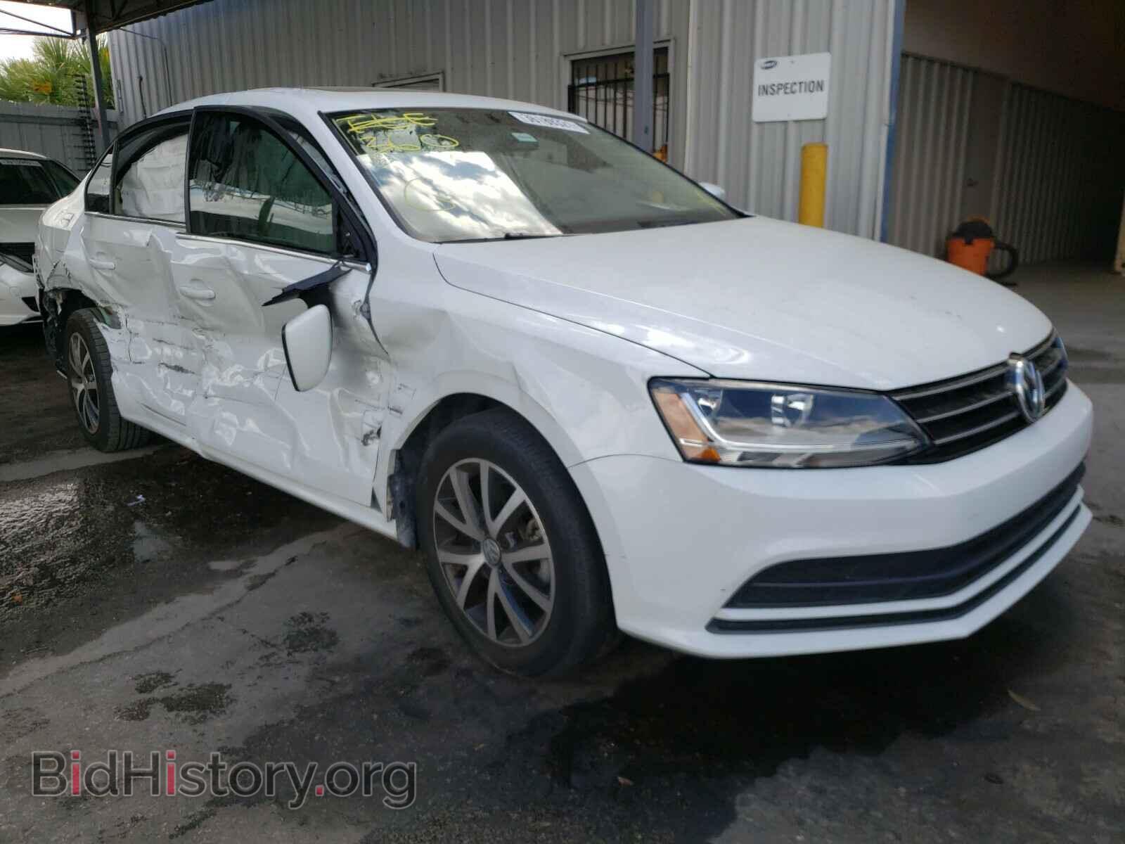 Фотография 3VWDB7AJ5HM399604 - VOLKSWAGEN JETTA 2017