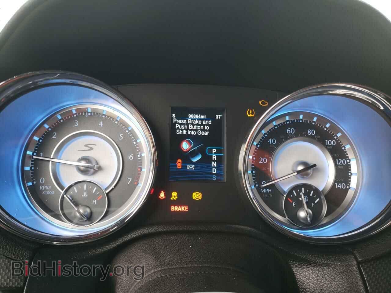 2014 CHRYSLER 300 - VIN: 2C3CCABG6EH118758 - Фото 9