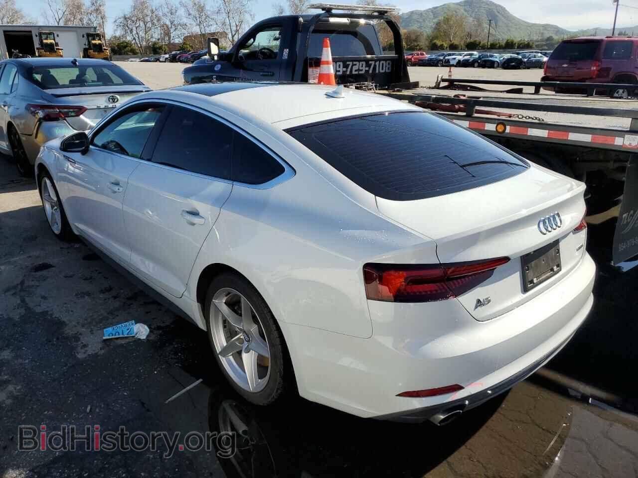 2019 AUDI A5 - VIN: WAUDNCF58KA015167 - Фото 2