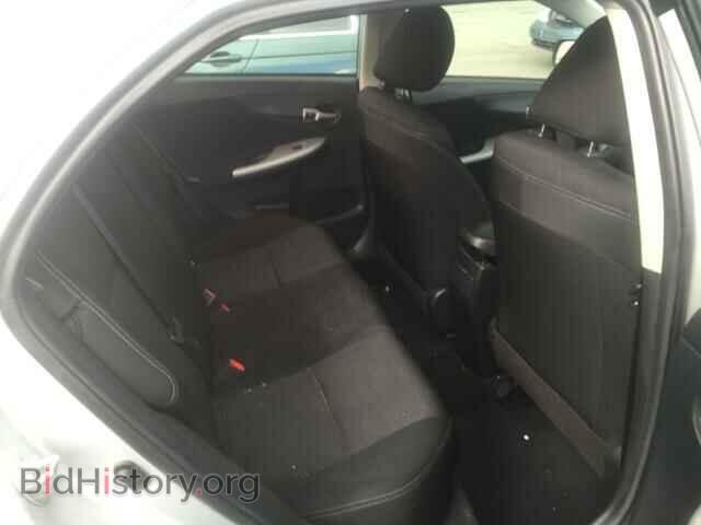 2013 Toyota COROLLA (VIN 5YFBU4EEXDP190913) — фото 6 из 10