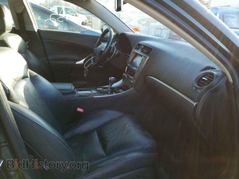 2011 Lexus IS (VIN JTHCF5C26B5045602) — photo 5 of 10