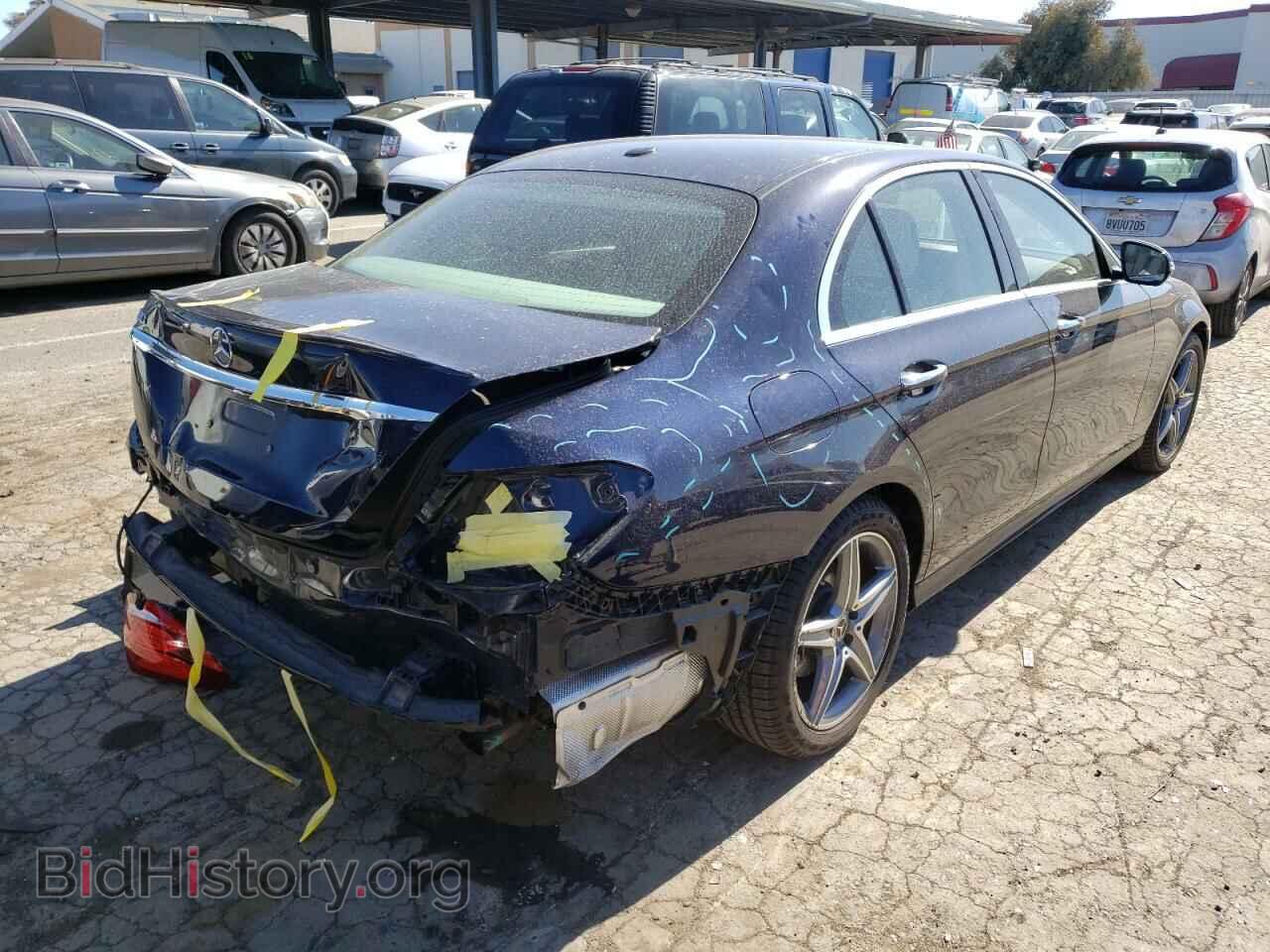 2018 MERCEDES-BENZ E-CLASS - VIN: WDDZF4JB0JA317131 - Фото 4