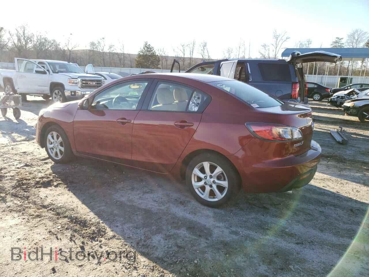 2011 MAZDA 3 - VIN: JM1BL1VG9B1395529 - Фото 2