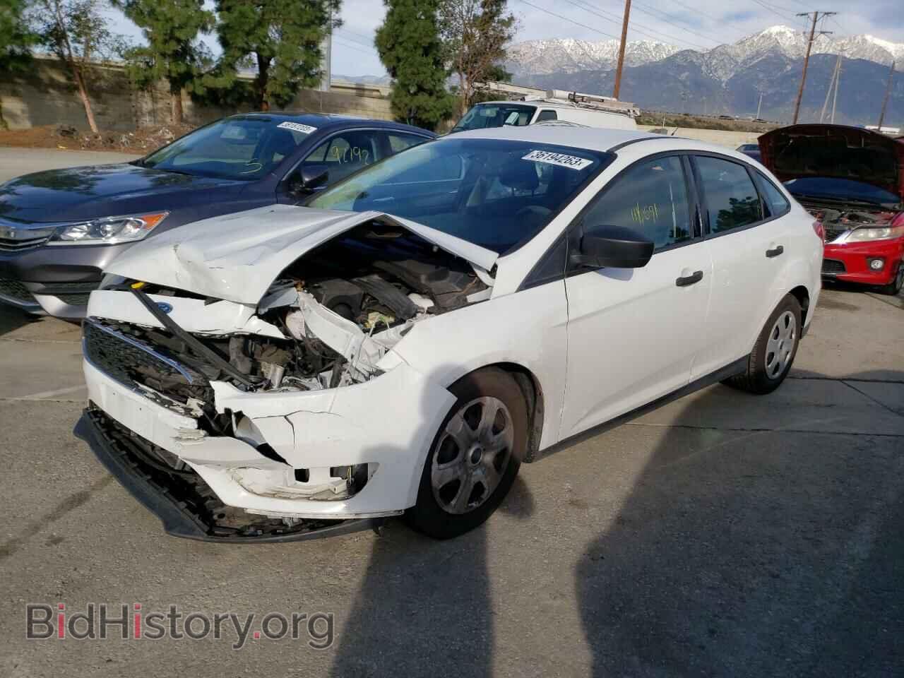 Photo 1FADP3E20GL270899 - FORD FOCUS 2016