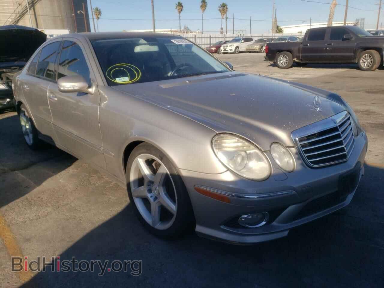 Photo WDBUF56X37B172179 - MERCEDES-BENZ E-CLASS 2007