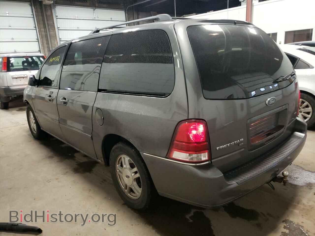 2006 FORD FREESTAR - VIN: 2FMZA52246BA17905 - Фото 3