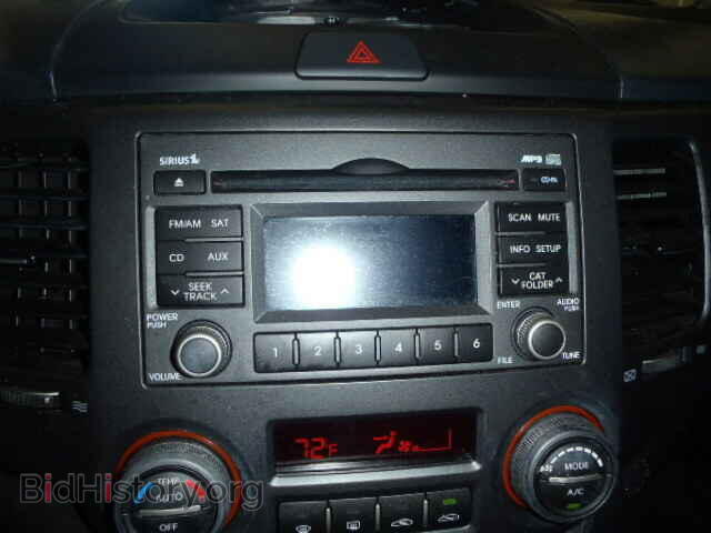 2009 KIA OPTIMA - VIN: KNAGE228295334400 - Фото 9
