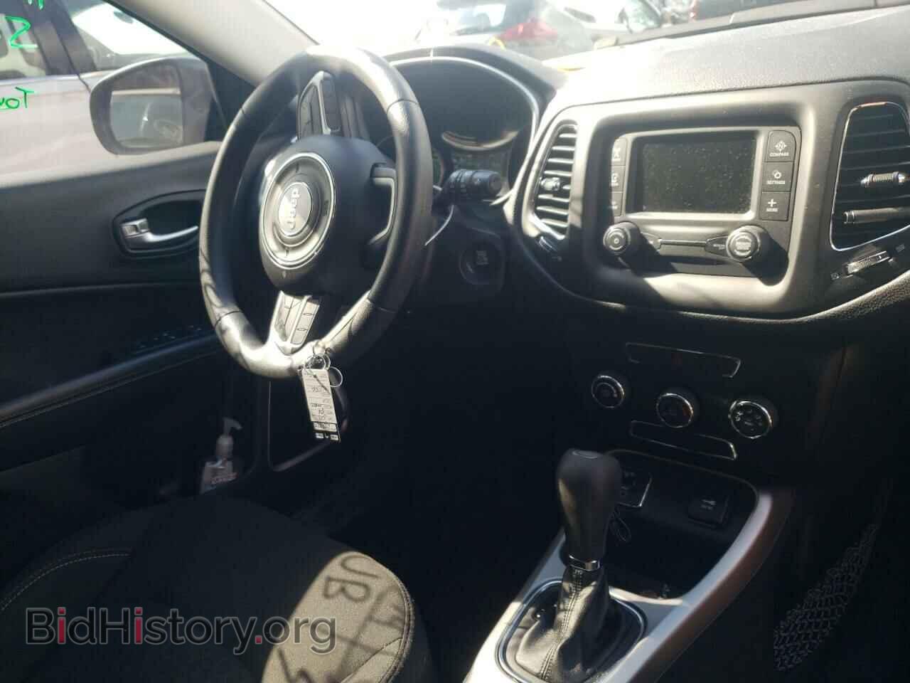 2018 JEEP COMPASS - VIN: 3C4NJCAB0JT105436 - Photo 9