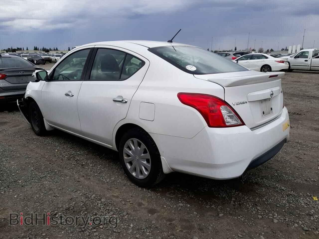 2017 NISSAN VERSA - VIN: 3N1CN7AP3HL819315 - Фото 2