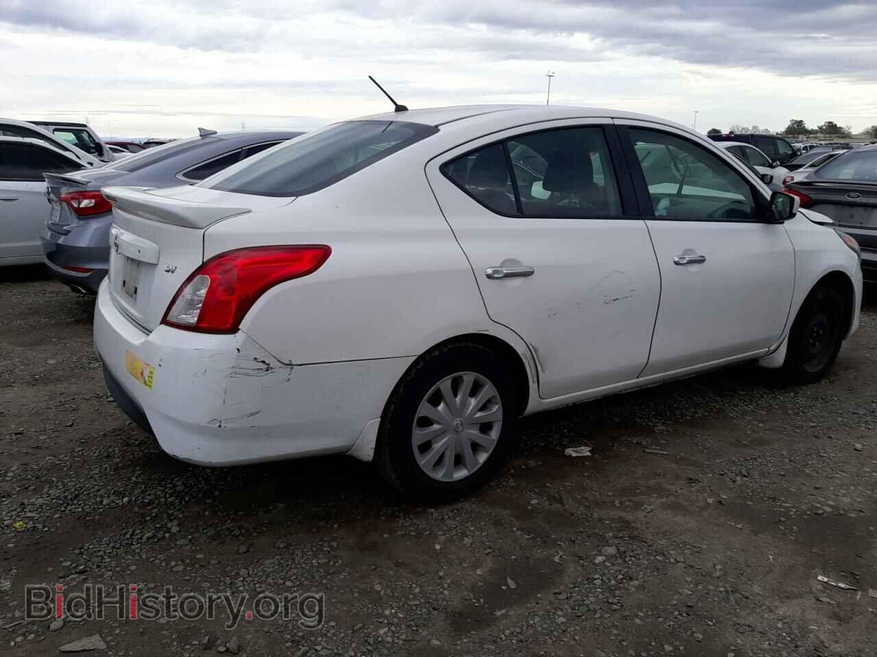 2017 NISSAN VERSA - VIN: 3N1CN7AP3HL819315 - Фото 3