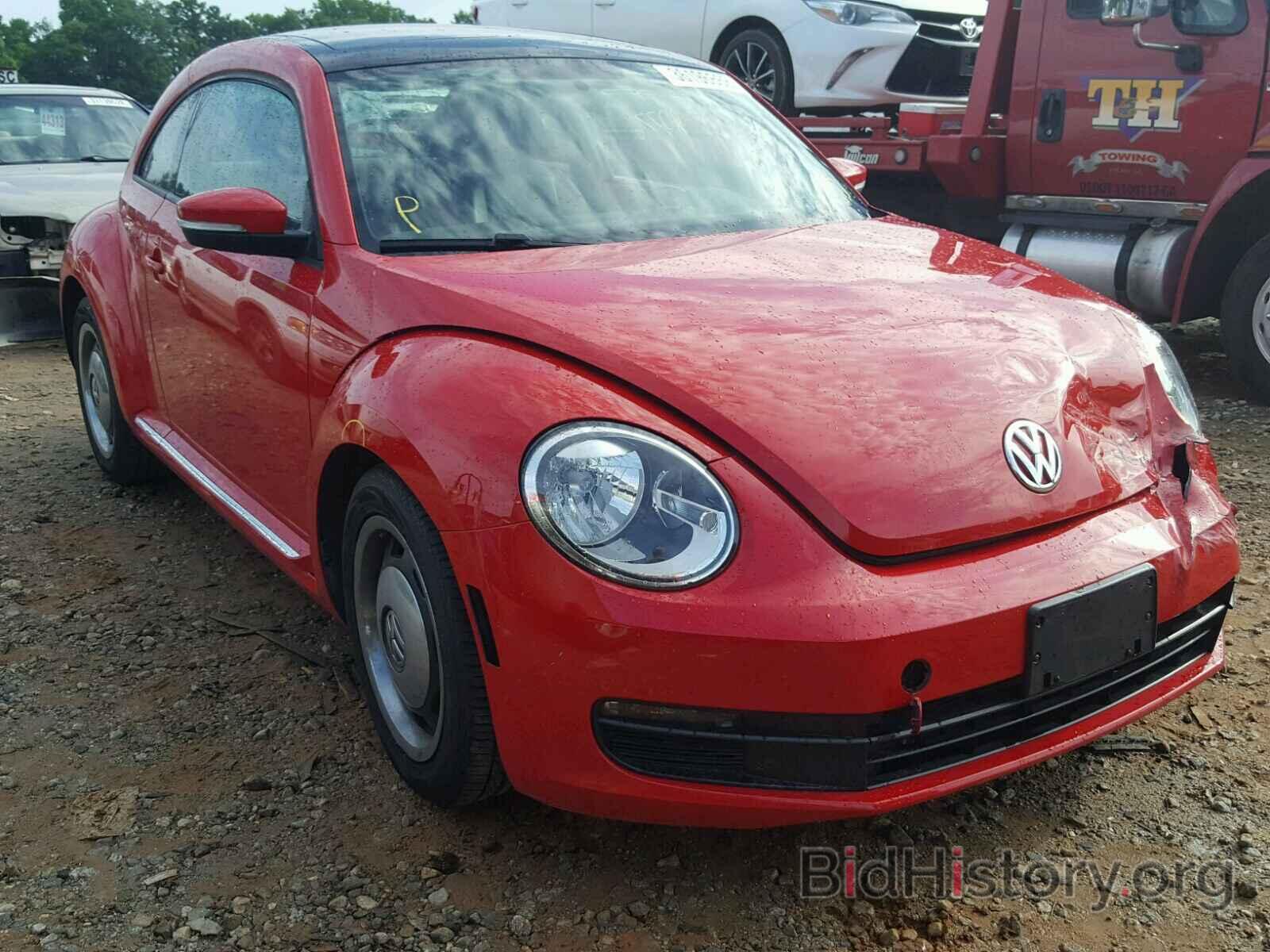 Photo 3VWJX7AT0CM631086 - VOLKSWAGEN BEETLE 2012