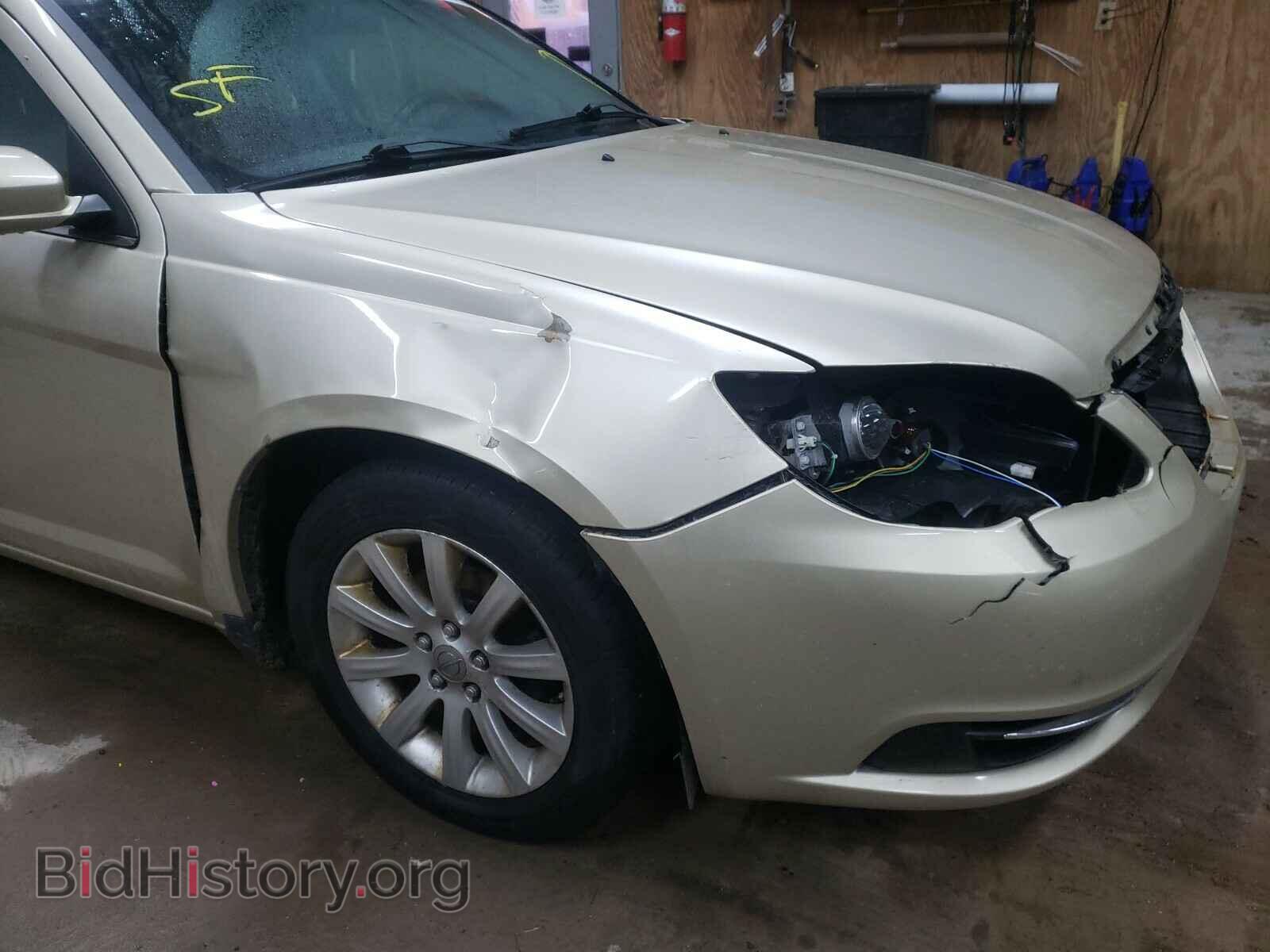 2011 CHRYSLER 200 - VIN: 1C3BC1FB7BN500536 - Фото 9