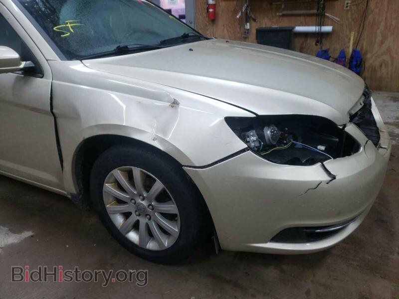 2011 Chrysler 200 (VIN 1C3BC1FB7BN500536) — фото 9 из 10