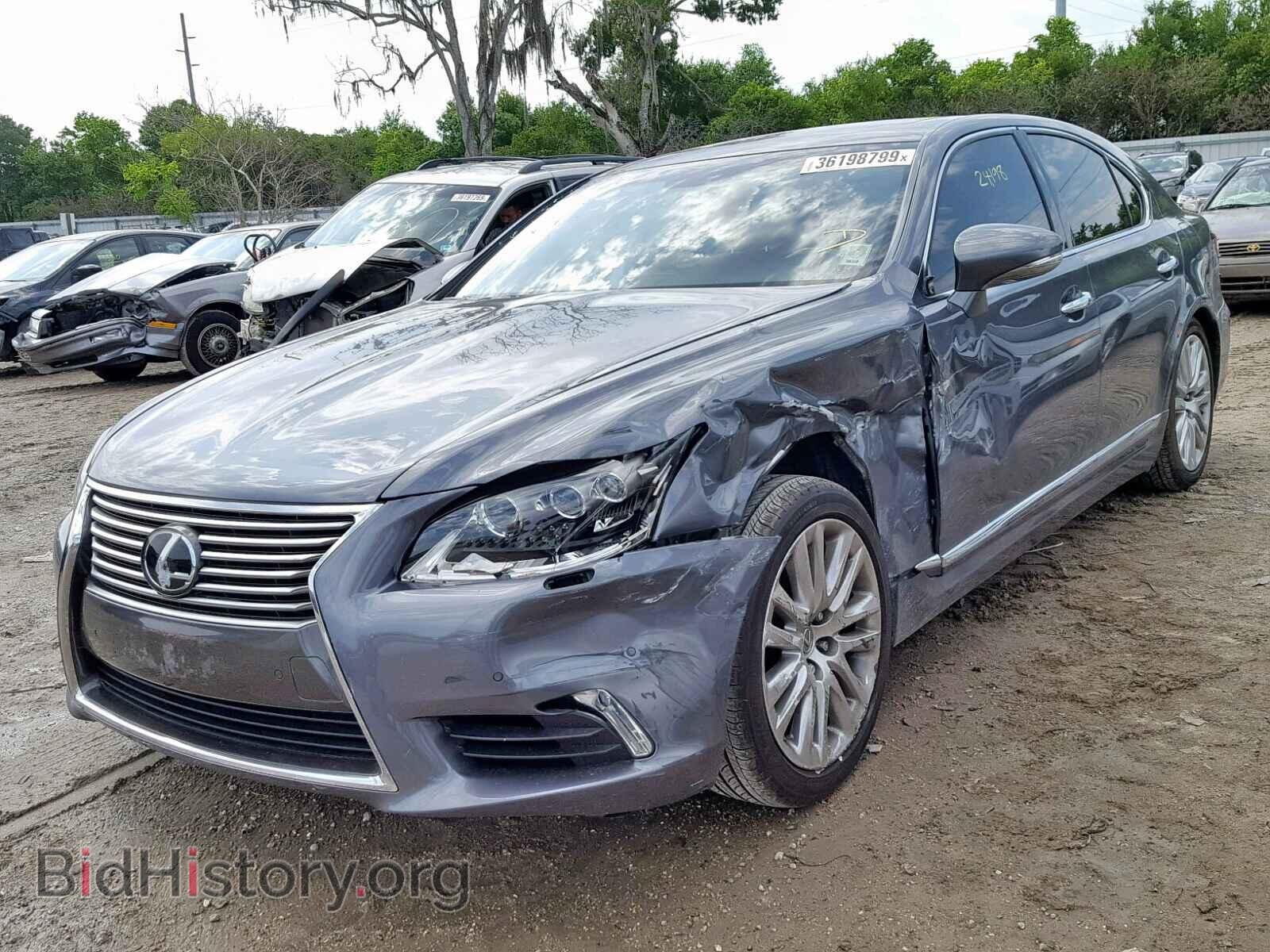 2016 LEXUS LS460 - VIN: JTHBL5EF4G5140977 - Photo 2