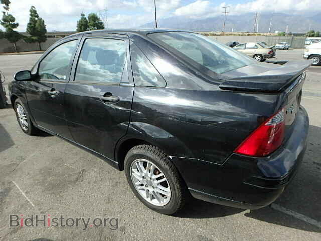 2005 FORD FOCUS - VIN: 1FAFP34N35W202516 - Фото 3