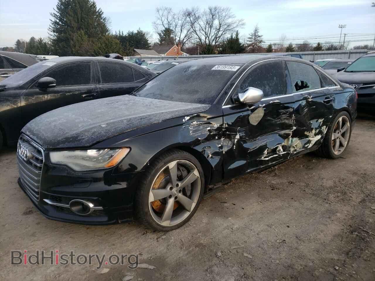 Photo WAUJ2BFC3DN075017 - AUDI S6/RS6 2013