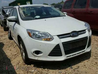 2014 Ford FOCUS Focus SE, белый — VIN 1FADP3F23EL432729, Copart