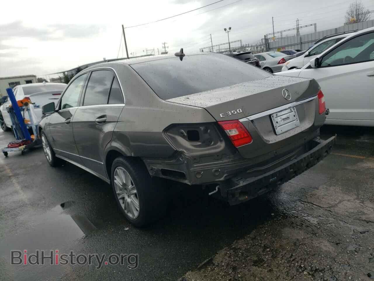 2013 MERCEDES-BENZ E-CLASS - VIN: WDDHF5KB1DA671065 - Фото 2