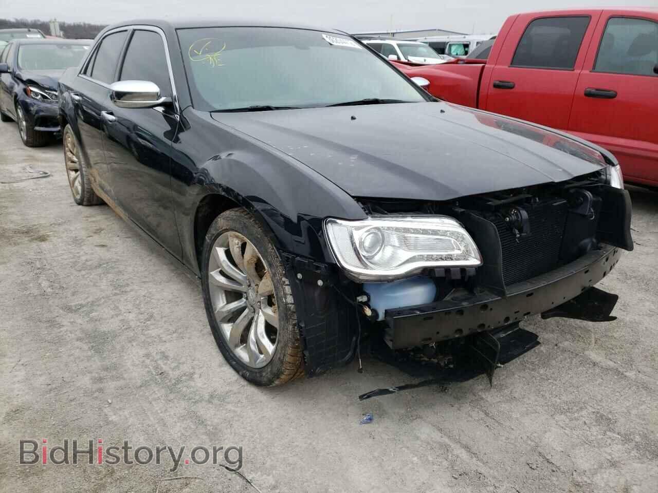 Фотография 2C3CCAEG3KH528246 - CHRYSLER 300 2019