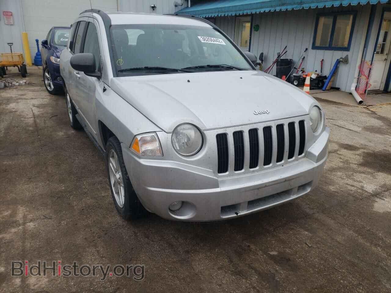 Photo 1J4NF4FB1AD631428 - JEEP COMPASS 2010