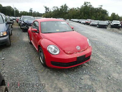 2012 Volkswagen BEETLE, red — VIN 3VWJP7AT5CM619239, Copart