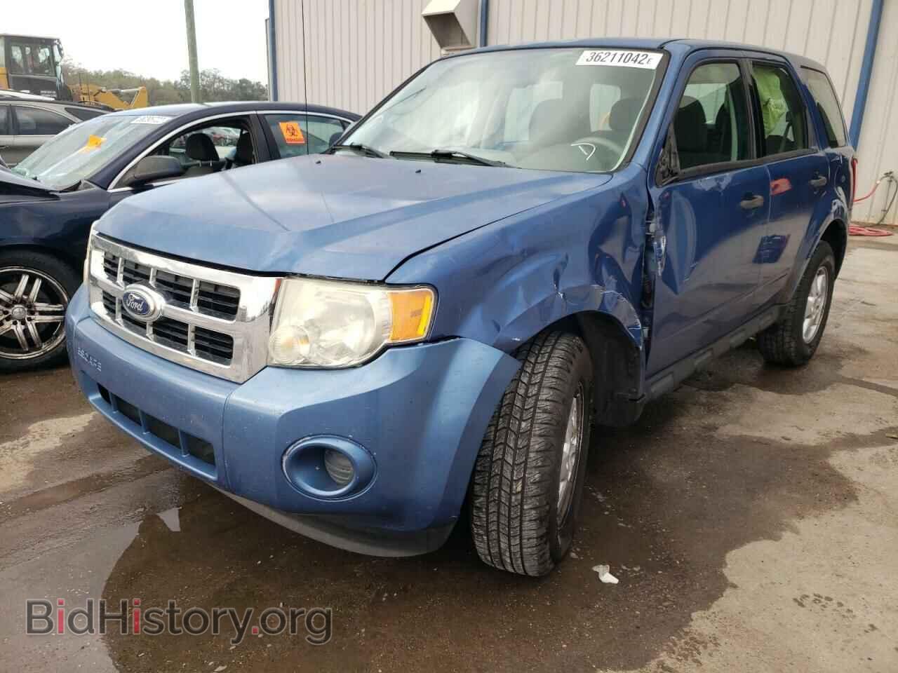 2010 FORD ESCAPE - VIN: 1FMCU0C70AKA69332 - Фото 2