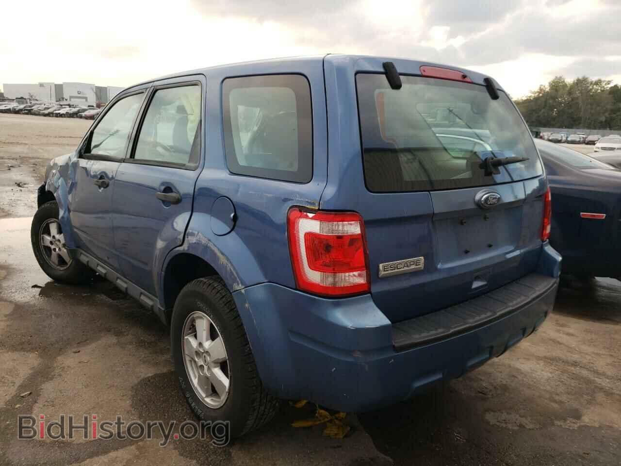 2010 FORD ESCAPE - VIN: 1FMCU0C70AKA69332 - Фото 3