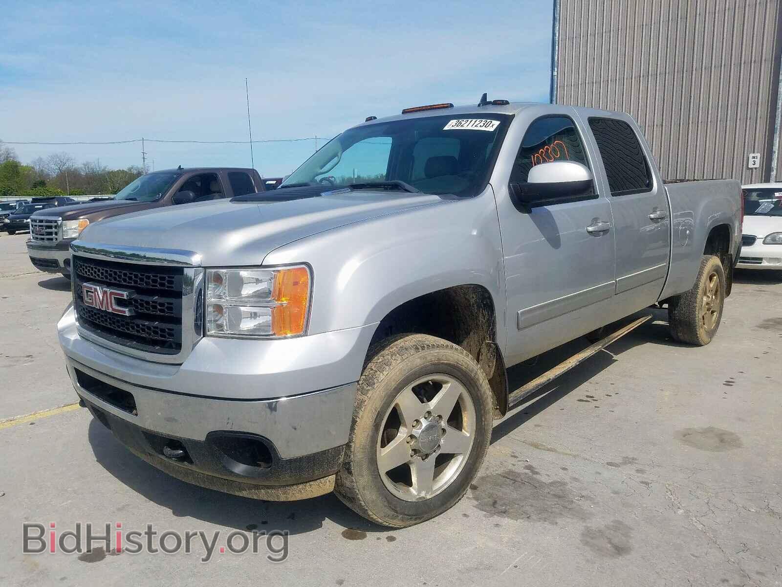 2011 GMC SIERRA - VIN: 1GT121C89BF166491 - Фото 2