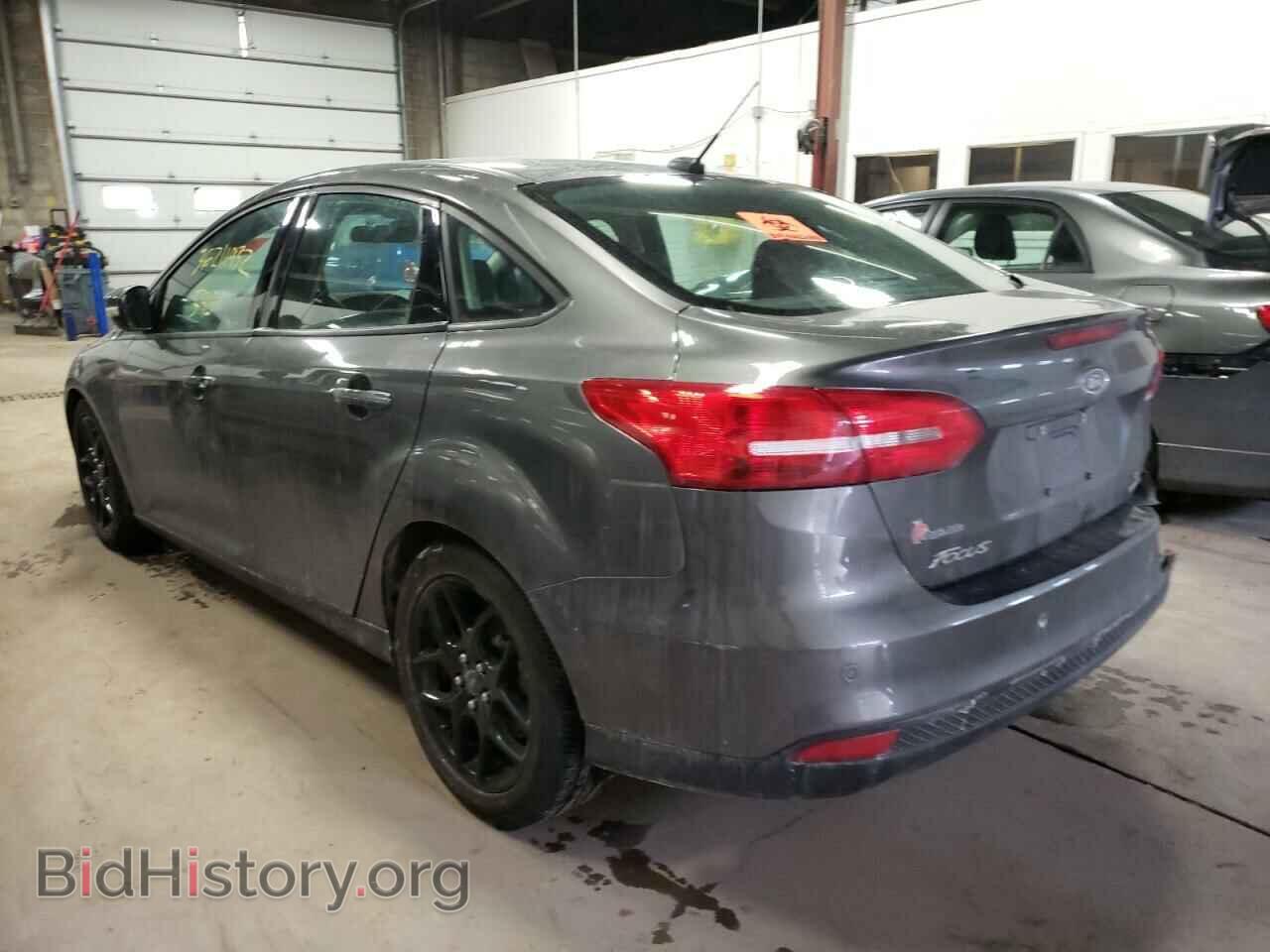 2016 FORD FOCUS - VIN: 1FADP3F2XGL267362 - Фото 3