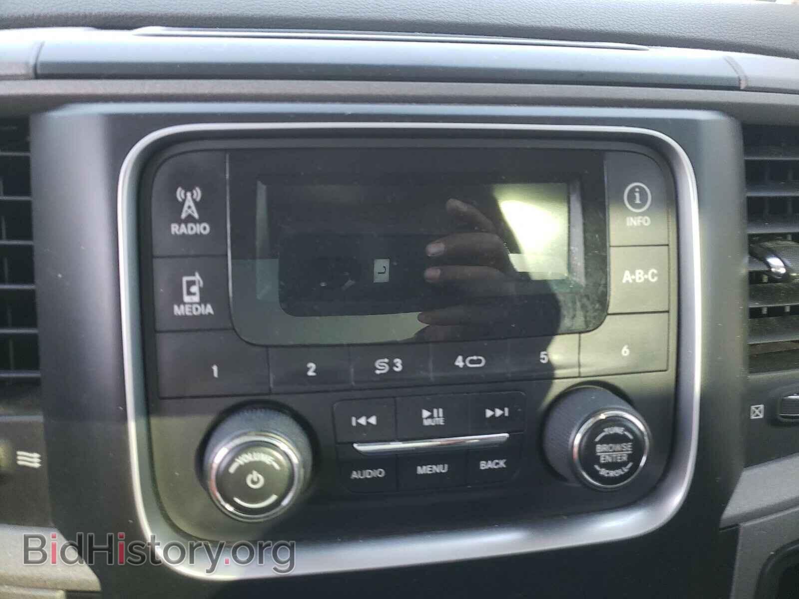 2015 RAM 1500 - VIN: 3C6JR6AG1FG612003 - Фото 9