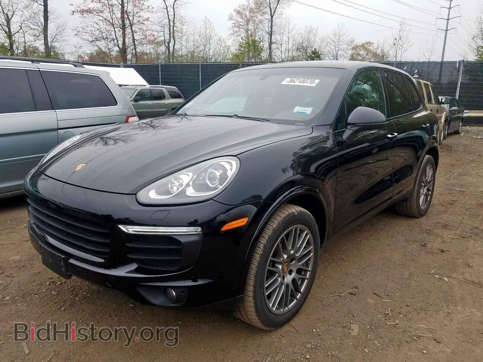 2017 PORSCHE CAYENNE - VIN: WP1AA2A25HKA82254 - Фото 2