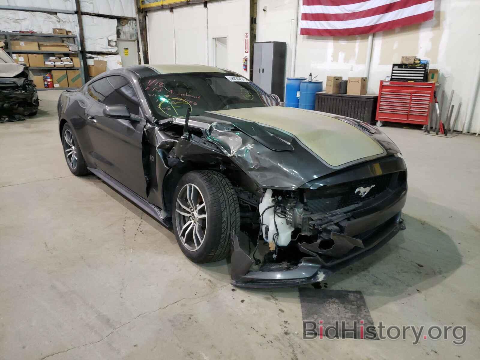 Photo 1FA6P8CF8G5209168 - FORD MUSTANG 2016