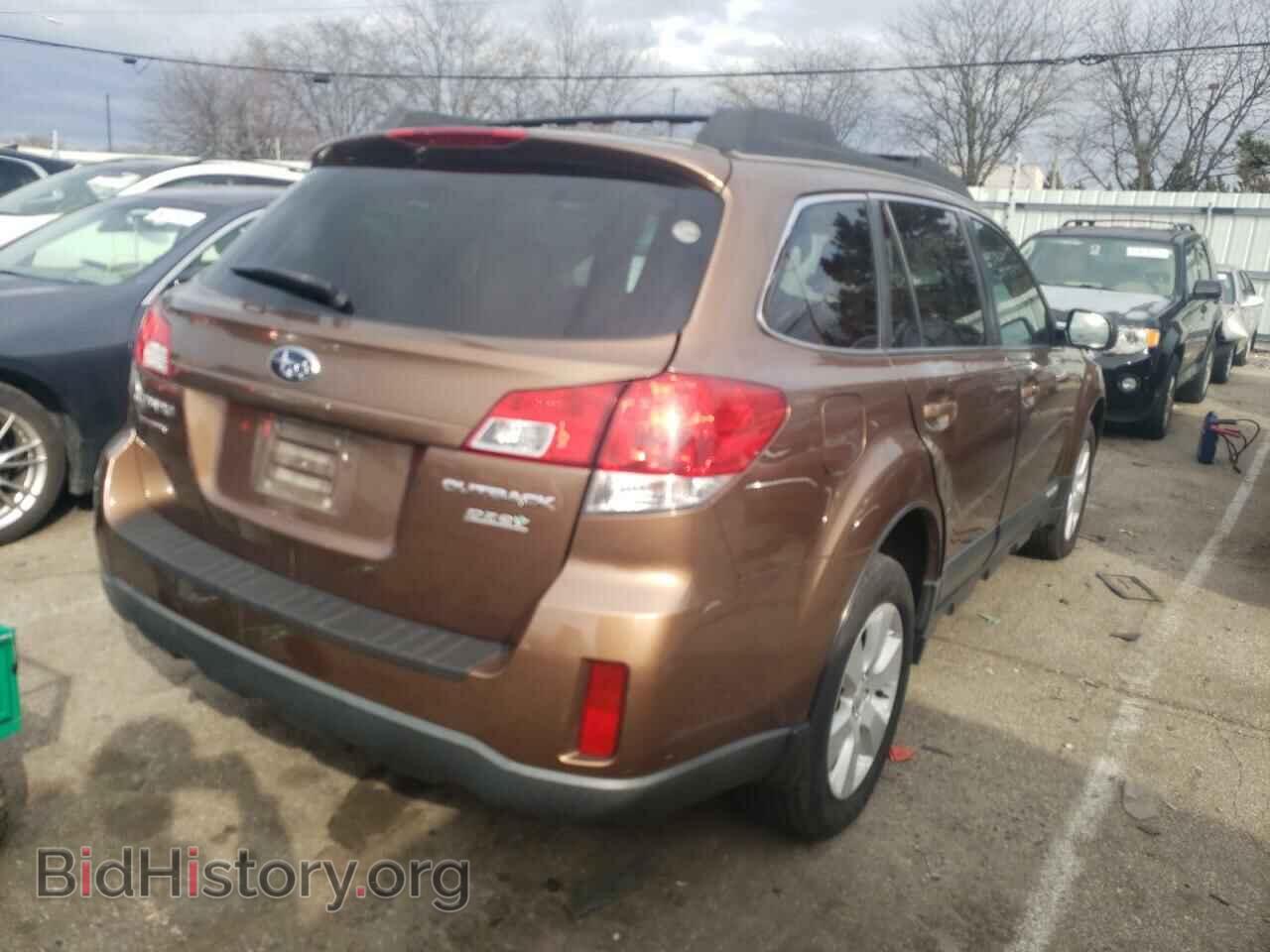 2011 SUBARU OUTBACK - VIN: 4S4BRBCC2B3426401 - Photo 4