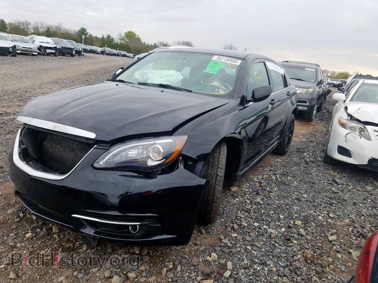 2014 CHRYSLER 200 - VIN: 1C3CCBCG1EN164977 - Фото 2