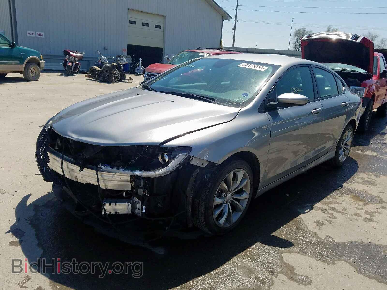 2016 CHRYSLER 200 - VIN: 1C3CCCBB3GN105301 - Photo 2
