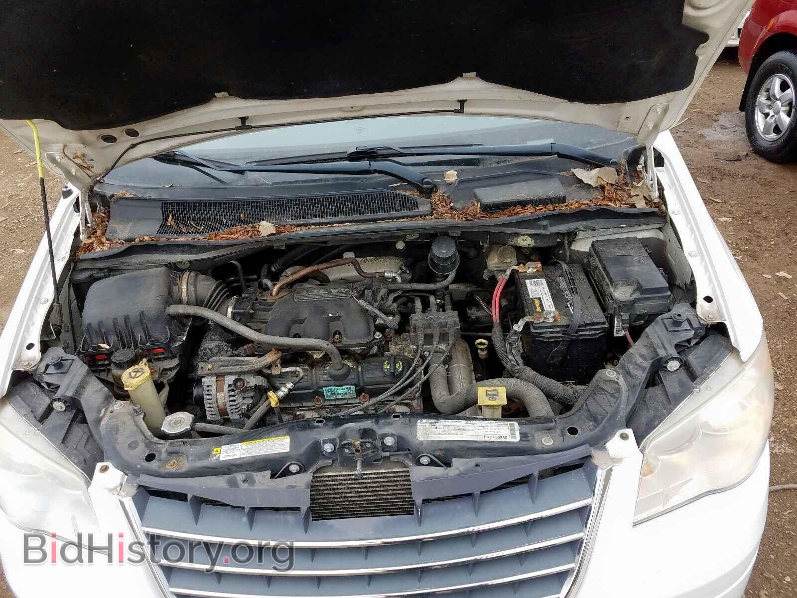 2009 CHRYSLER MINIVAN - VIN: 2A8HR44E39R656789 - Фото 7