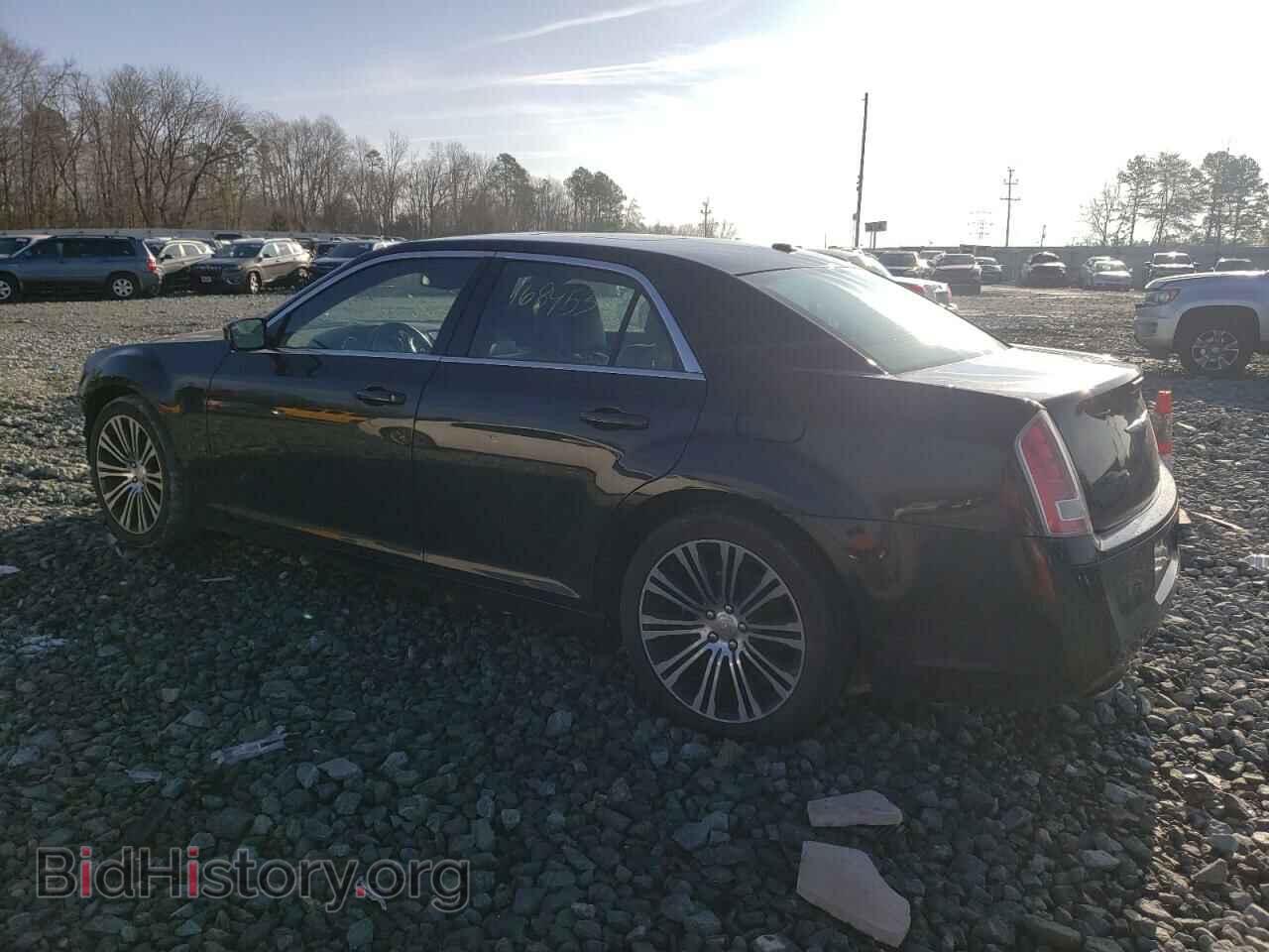 2013 CHRYSLER 300 - VIN: 2C3CCABTXDH707856 - Фото 2