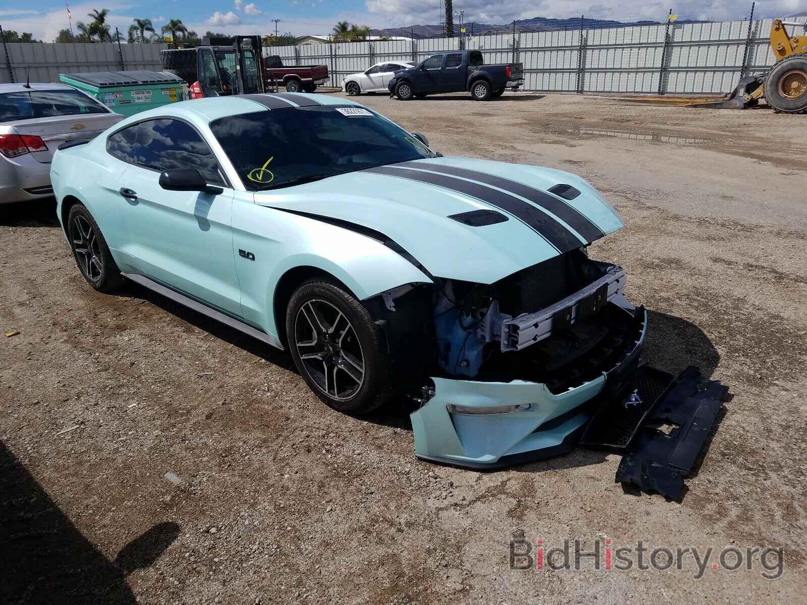 Photo 1FA6P8CF8L5150813 - FORD MUSTANG 2020