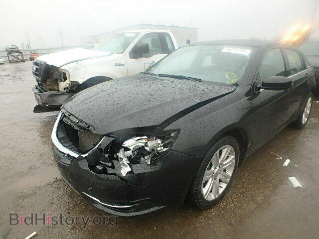 2013 CHRYSLER 200 - VIN: 1C3CCBAB9DN761106 - Фото 2